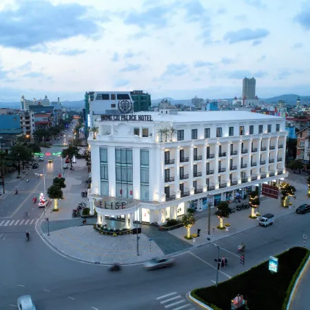 Mong Cai Palace Hotel