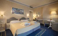 Hotel Bristol Buja - parking