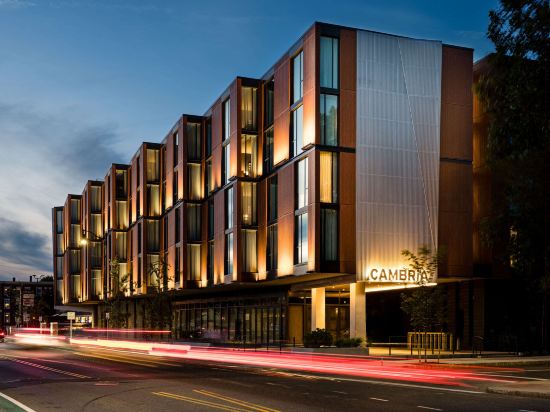 Cambria Hotel Boston Somerville