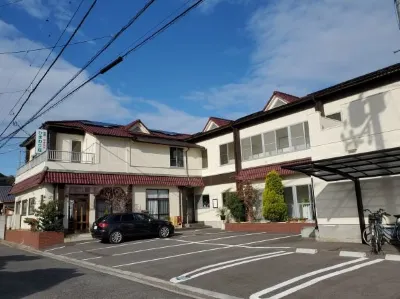 Ryokan Kume Himawari Sou Hotels near Michi-no-Eki Koibito no Seichi Utazu Rinkai Park