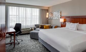 Courtyard by Marriott Boston Logan Airport