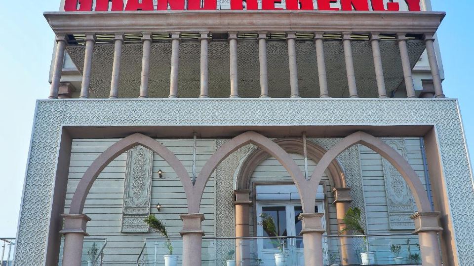 NAT GRAND REGENCY