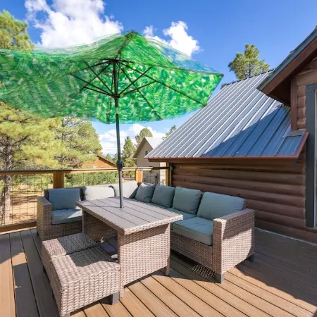 Spacious & Quiet Pagosa Springs Cabin w/ Deck!