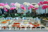Platinum Hotel & Convention Hall Balikpapan - breakfast