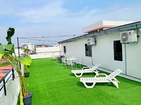 Very Hotel Отели рядом с достопримечательностью «SENTRAL College Penang»