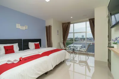 RedDoorz Plus Near Eka Hospital BSD 5 Hotel di Kota Tangerang Selatan