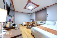 Charlie Hotel Jeju - 3-Star