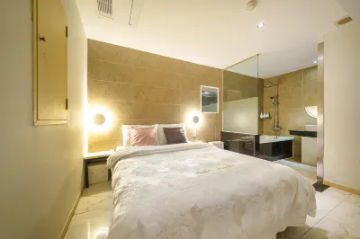 Wangsimni Palace Hotels in Seoul