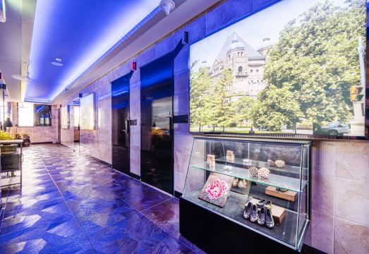 호텔 객실 내부