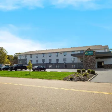 Quality Inn Hall of Fame