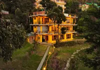 The Hosteller Mcleodganj, Upper Bhagsu Hotels near HimTrail Adventures