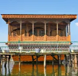 De-Laila Houseboats by Sterling