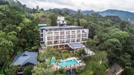 Wild Avenue Resort & Spa