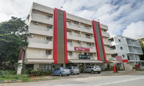 Treebo Komfort Suites, 3 Km from Mysore Palace