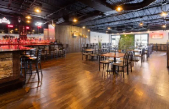 溫德姆戴斯酒店及套房-皮爾斯堡市中心