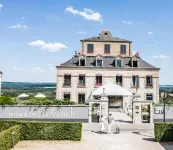 Domaine de la Corniche Hotels in Chaufour-lès-Bonnières