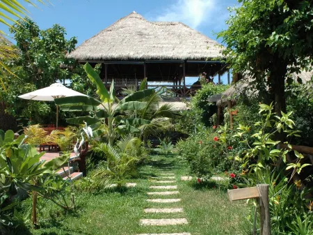 Darica Resort Отели рядом с достопримечательностью «Уот Самати Пагода»