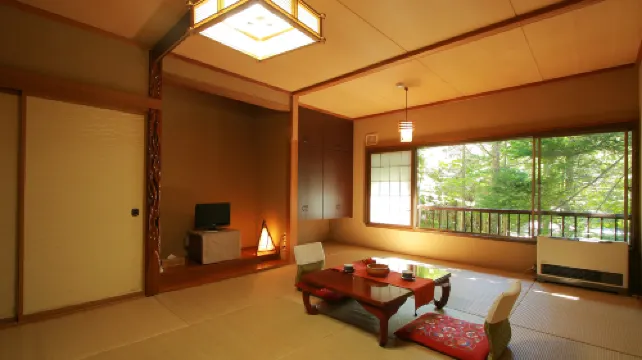 Shibu Tatsunokan