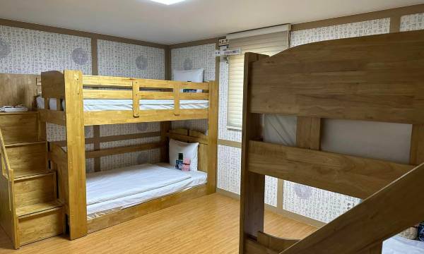 Seoul Crown 88 Guest House - Foreign Guests Only