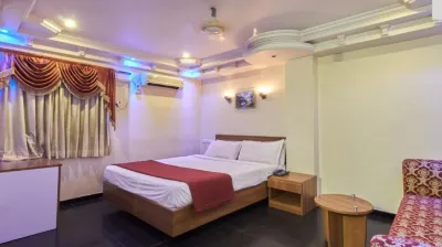 호텔 로열 사드얌 Kaattu Azhagiya Singar Srirangam 주변 호텔