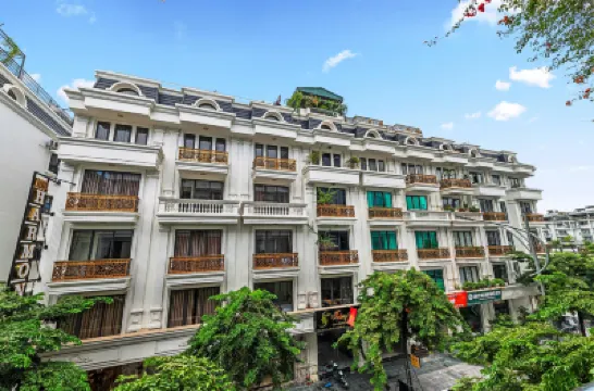 Harmony HaLong Hotel Hotels near Bahia de Halong