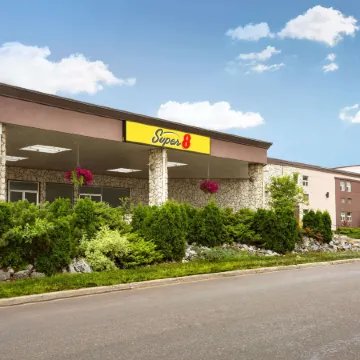 Super 8 by Wyndham Prince George