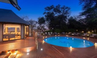 Tau Game Lodge