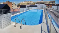 Aparthotel BCN Montjuic - Kolam Renang