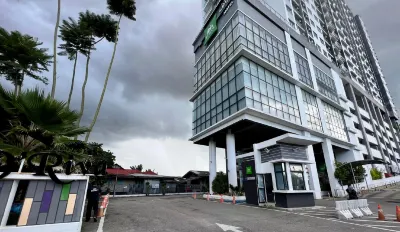 RiverView 8Pax 2Br in KBtown PS4, Netflix A-1-12 Hotel dekat Lincoln University College