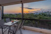 Archer - Sea View Apartment Hotels in Vouliagmeni