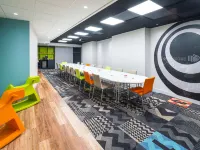 多維爾中心宜必思尚品飯店