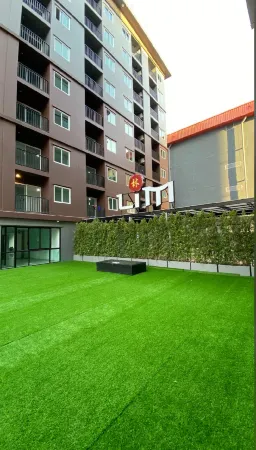 Lim Apartment ลิ้มอพาร์ทเมนท์ Отели рядом с достопримечательностью «Wat Niwet Thammaprawat»