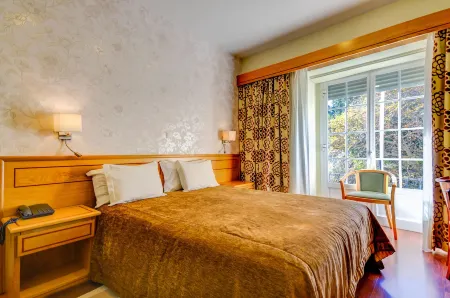 Hotel Avenida Park Отели рядом с достопримечательностью «El Corte Ingles - Lisboa»