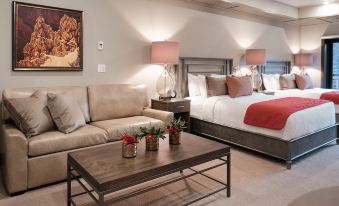 Cable Mountain Lodge