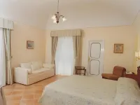 Hotel Toro