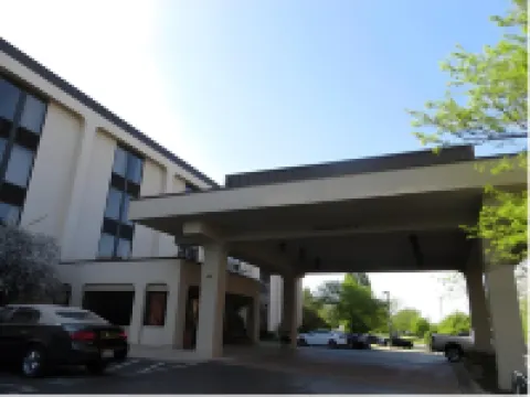 SureStay Plus Hotel by Best Western Chicago Lombard 酒店