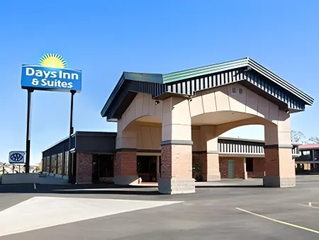 Days Inn & Suites by Wyndham Trinidad