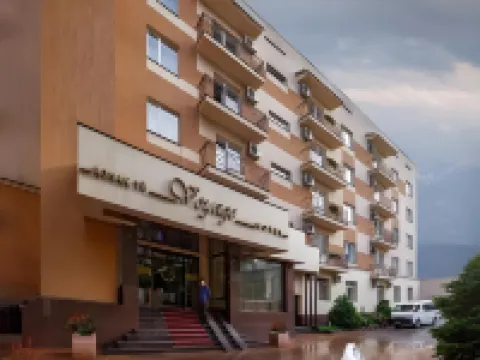 Voyage โรงแรมใกล้Tengri-Umay Gallery