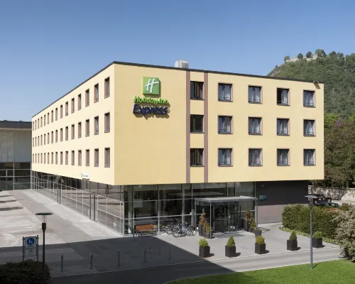 Holiday Inn Express SINGEN by IHG Ξενοδοχεία στην πόλη Singen