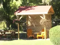 Cardinal Court Motel