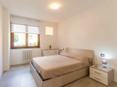 Re16 Regina Hotel a Gravedona ed Uniti