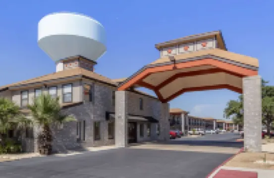 Econo Lodge Near Lackland Air Force Base-SeaWorld Hotels in Bexar County