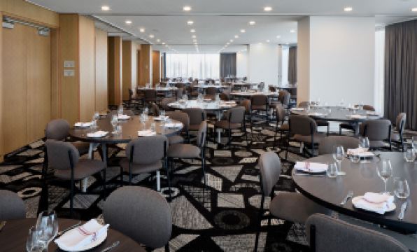 Courtyard  Montreal Laval