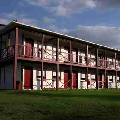 Everhotel route64 Tarbes-Ibos Hotel Exterior
