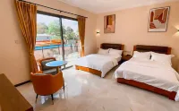 Colony Club Resort & Casino (The Old Palm Spring Resort) - 2 étoiles
