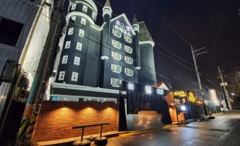 Gongju Renaissance Hotel