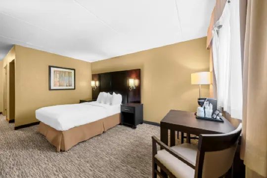 Best Western Plus Mariposa Inn  Conference Centre