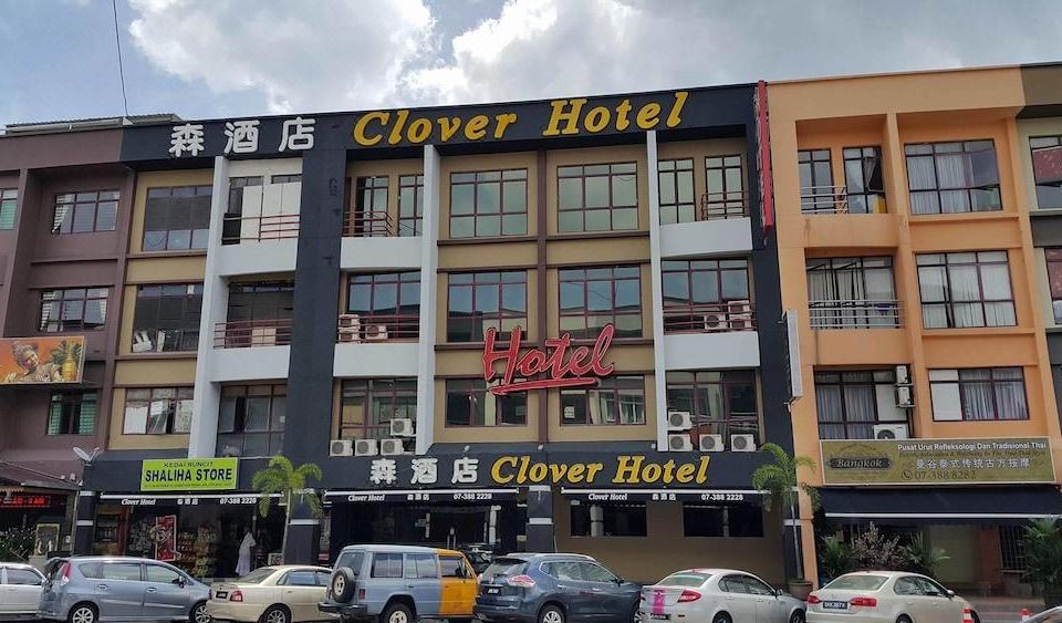 Clover Hotel