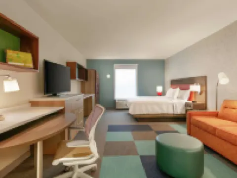 Home2 Suites by Hilton Chantilly Dulles Airport Hotels in Dulles