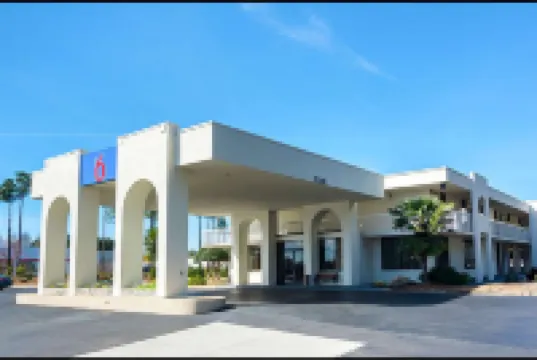 Motel 6 Newnan, GA Hoteles en Newnan